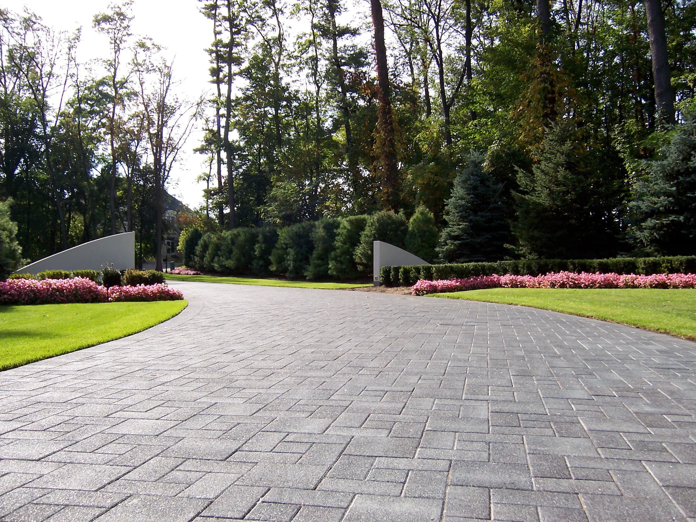 Interlock paving and stone driveway